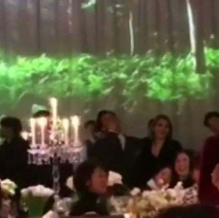 太阳闵孝琳办婚礼:BIGBANG合体 GD激动疑掩面抹泪
