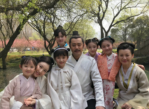 高露《知否》圆满杀青 急赴新剧忙拍摄