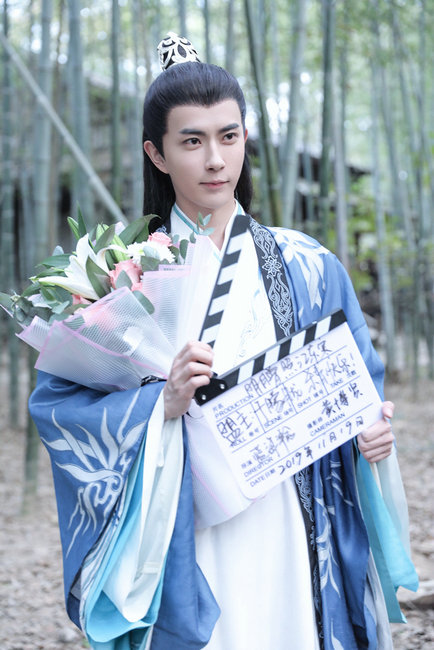 于朦胧《明月曾照江东寒》杀青 ,多部作品上线开启霸屏模式