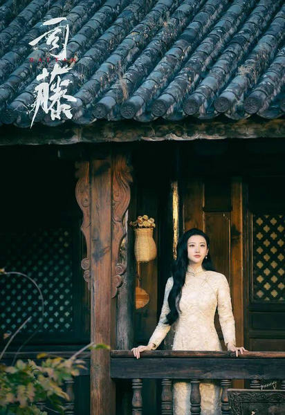 旗袍大赏!景甜《司藤》到底穿过多少件旗袍?每套都让人移不开眼
